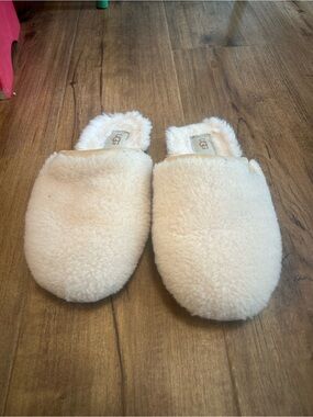 UGG Cream Shearling Slip-On Clog Slippers
